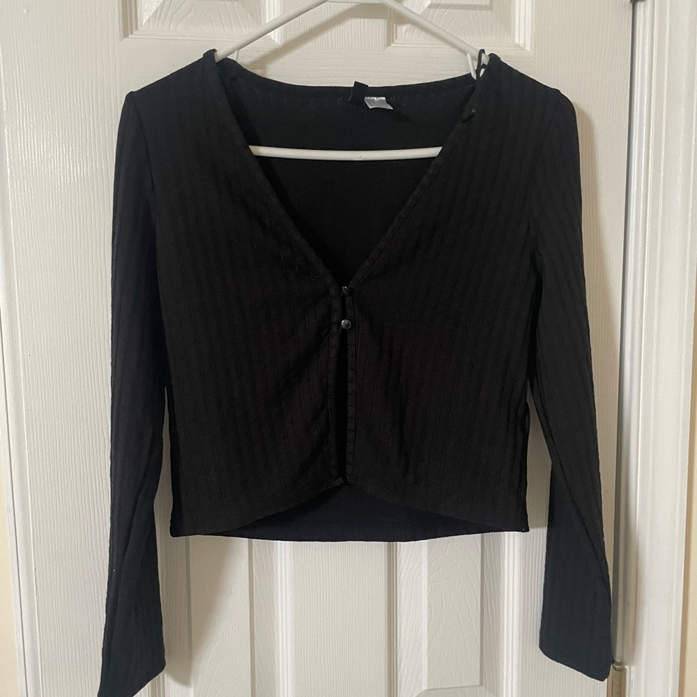 H&M button open button long sleeve black size medium
